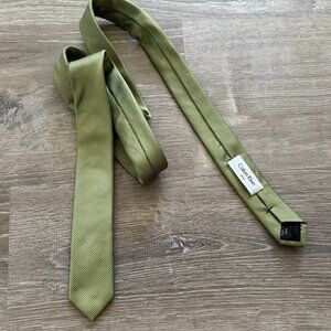Calvin Klein Green Striped Slim Tie | Green Diagonal  | Men's Neckwear